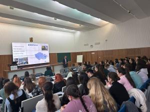 Stretnutie na univerzite v Lasi, Rumunsko